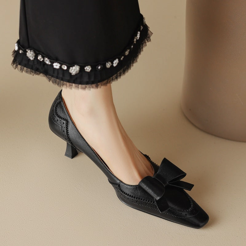 Célora Leather Ribbon Pumps