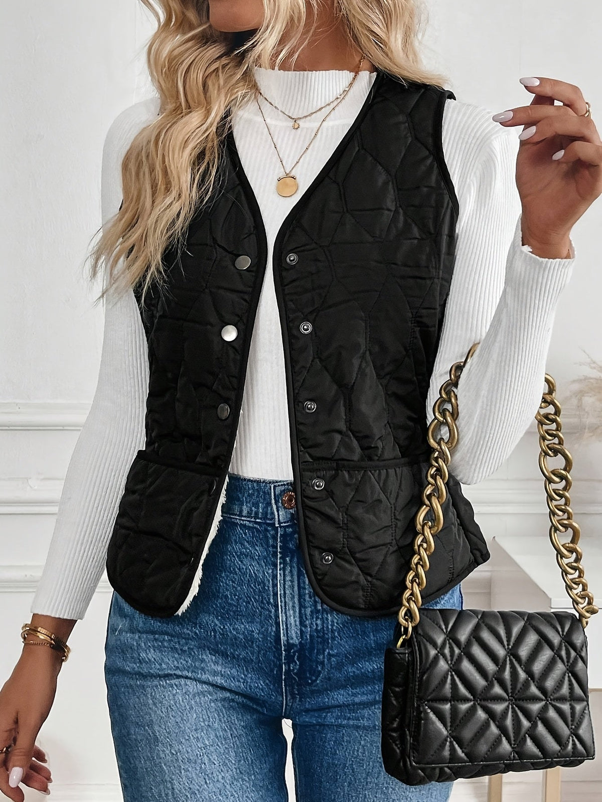 Black Reversible Quilted Gilet with Sherpa Lining