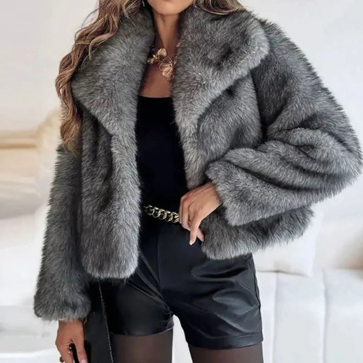 Chic Cropped Open-Front Fur Jacket with Wide Lapels