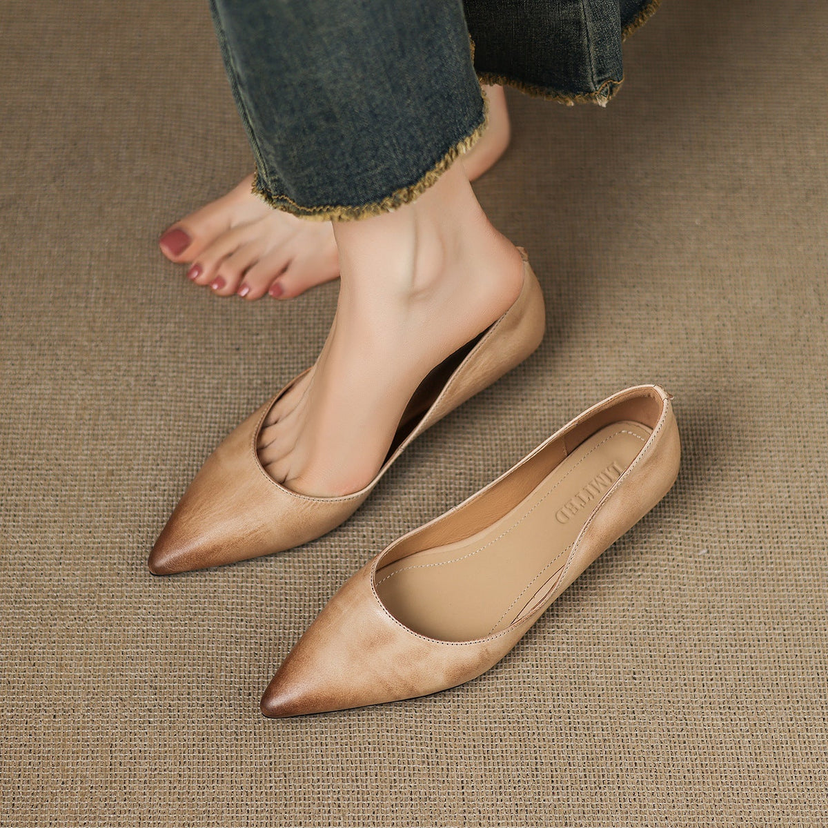 Arla Genuine Leather Flats