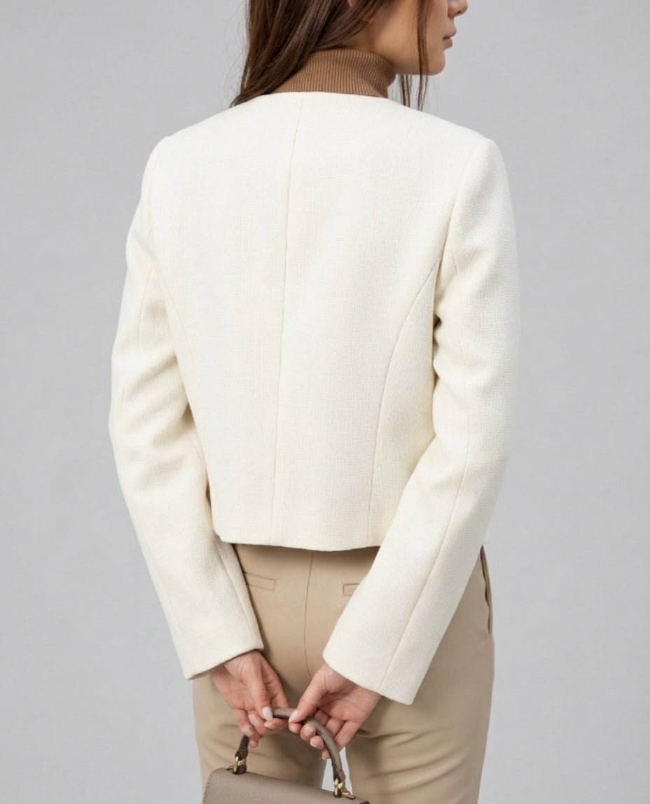 Polished Cropped Tweed Blazer with Gold Buttons and Flap Pockets